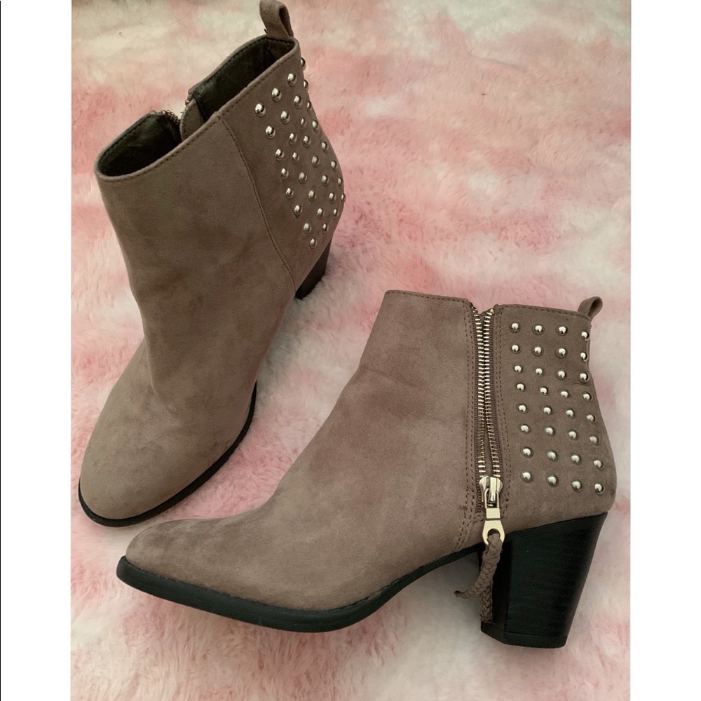 Suede Booties. Color: Gray Size: 9 Brand: Report
